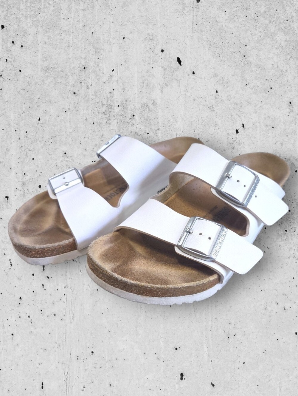 Birkenstock Arizona White Two Strap Sandals Slides Size 40 US 9 GUC